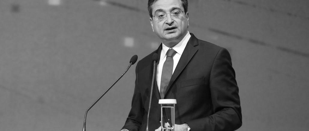 Karavias: renegotiation with Do Value regarding NPL management fees