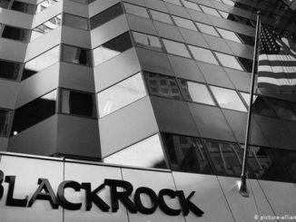 Blackrock invests in Alpha Bank, Moody’s warns all Greek Banks