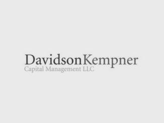 Davidson Kemper Capital Management buys in Greece,  but sells in Itay.